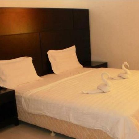 Asia Novo Boutique Hotel - Kalibo Buitenkant foto