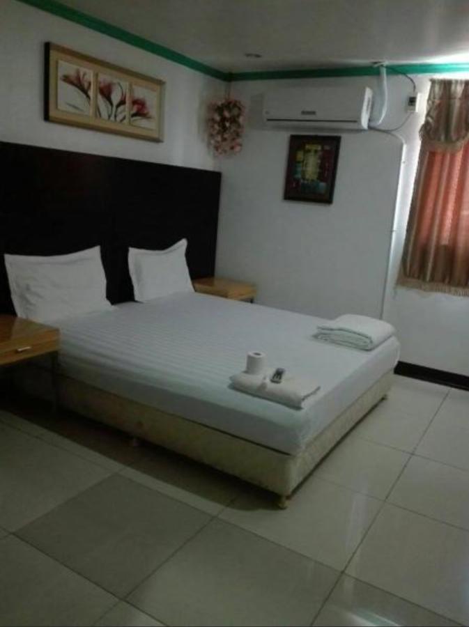 Asia Novo Boutique Hotel - Kalibo Buitenkant foto